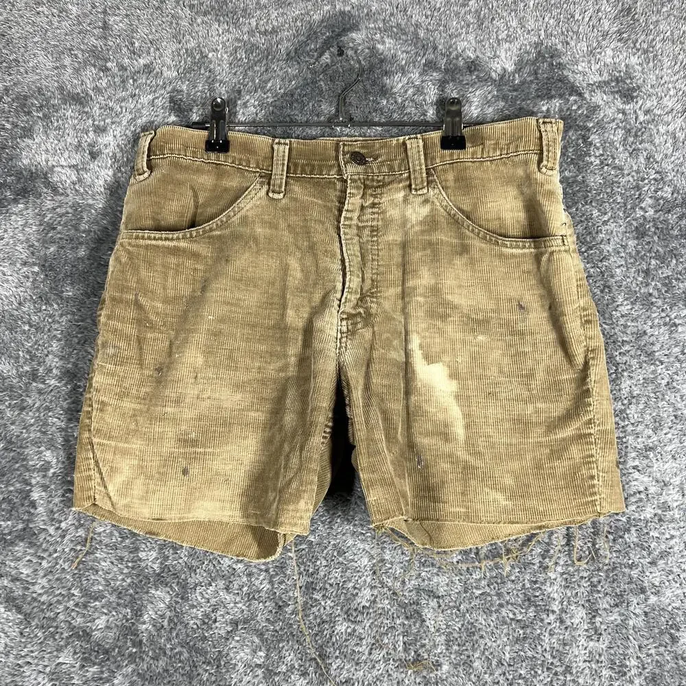 Vintage Levis Shorts Unisex Adults 31 Beige Corduroy Cut-Off Relaxed Fit Worn